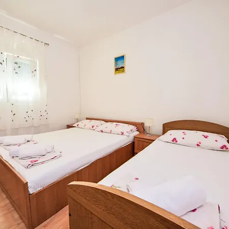 Appartement Klaric-1 By Interhome Trogir