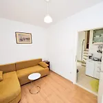 Apartamento Klaric-1 By Interhome *