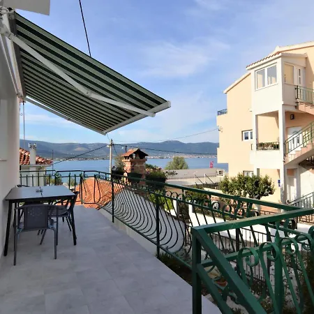 Appartamento Klaric-1 By Interhome